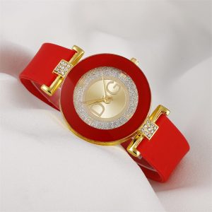 2022 New European And American Ladies Simple Design Quartz Watch, Black And White, Silicone Strap, Large Dial, Creative Fashion